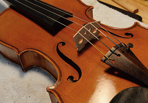くの弦楽器工房 | 【郵送対応可能】藤枝市のバイオリン、ビオラ 
